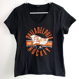 Philadelphia Flyers Women’s V-Neck Tee